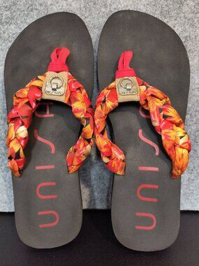 UNISA Women's Floral Braided Flip Flop Sandals Black Multicolor Tropical Print